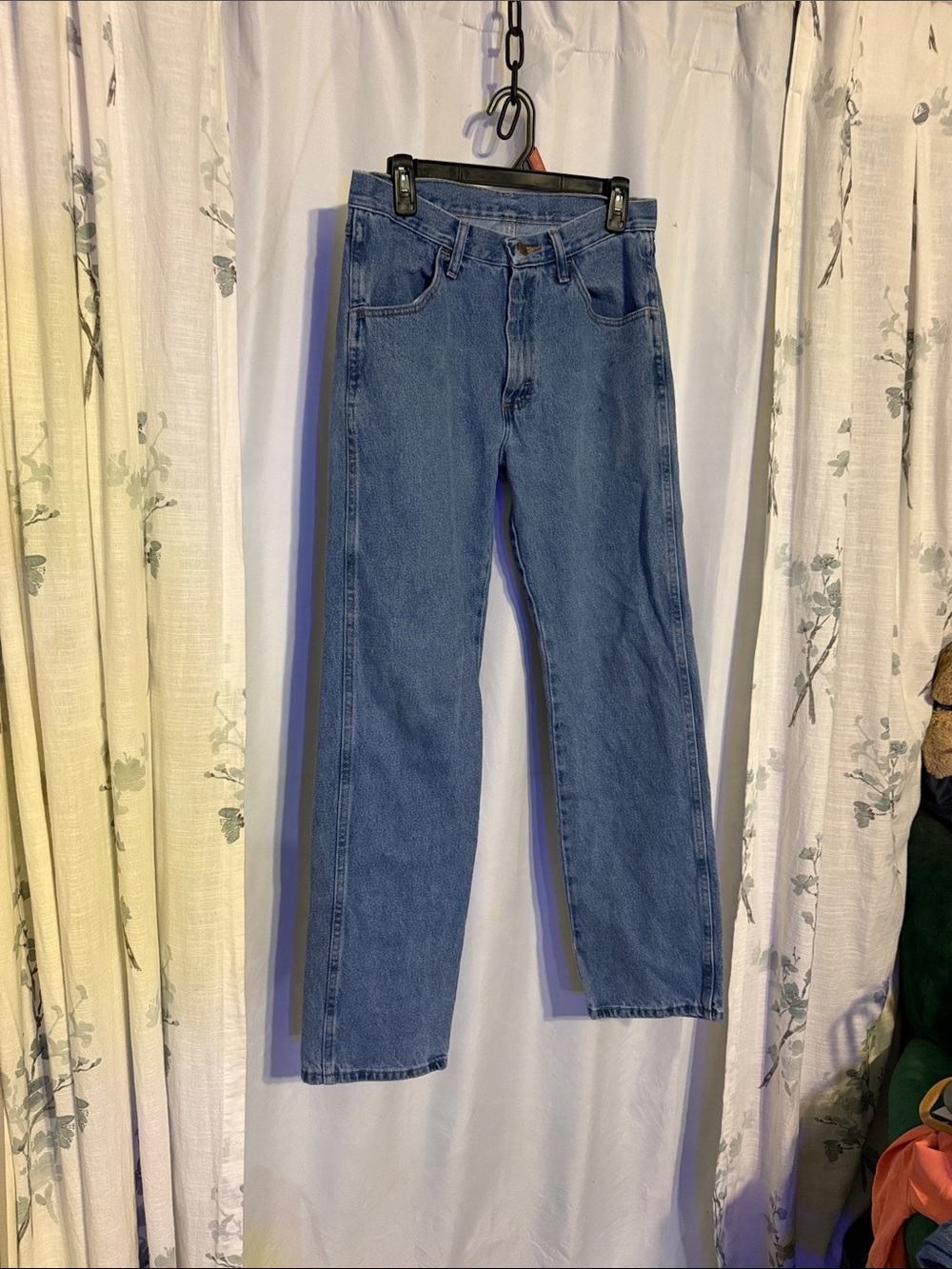 Rustler Men's Straight-Leg Jeans in Medium Blue